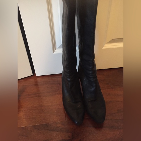 Jimmy Choo Knee high leather boots with back zippers - Picture 2 of 8